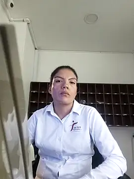 zoey 1824 online show from 03.17.25