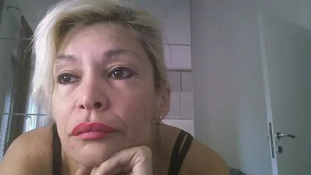 EvaaMina online show from 09.29.25