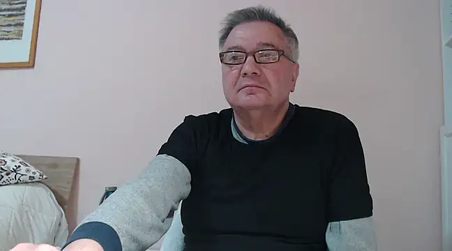 YOU6me online show from 02.02.25