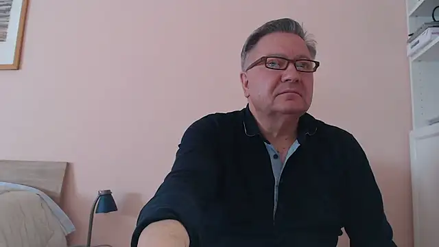 YOU6me online show from 03.04.25