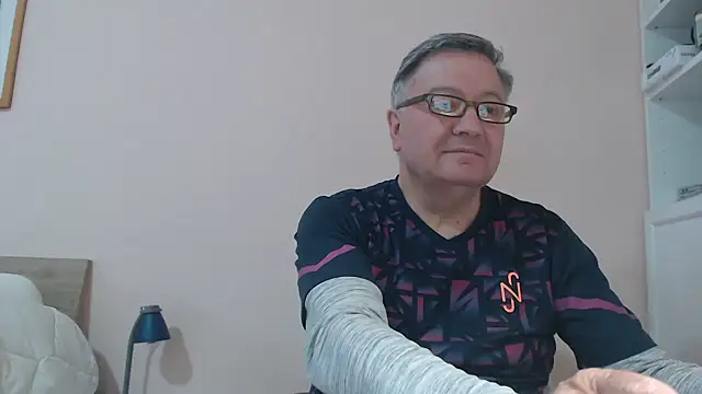 YOU6me online show from 03.12.25