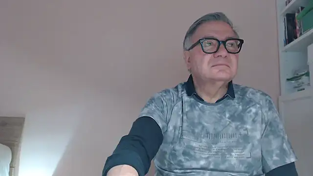 YOU6me online show from 01.06.26