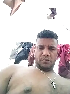 chocolatico1982 online show from 12.18.25