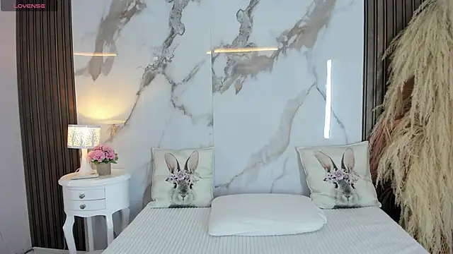 hannahill69 online show from 02.21.26