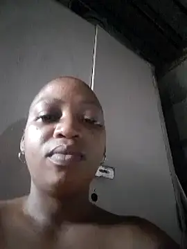 winterqueenx online show from 03.09.25