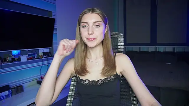 CassiaBlade1 online show from 11.01.25