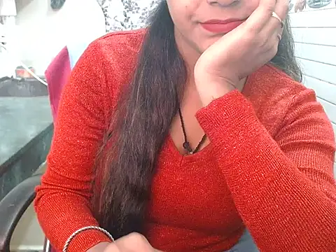 Snapshot of LovingPihu chatting on 11.07.25 LovingPihu online show from 11.07.25