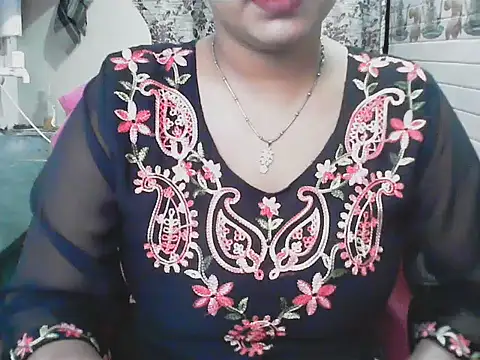 Snapshot of LovingPihu chatting on 06.12.26 LovingPihu online show from 06.12.26