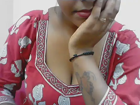Snapshot of LovingPihu chatting on 07.14.26 LovingPihu online show from 07.14.26