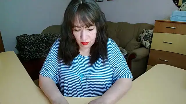 Lucretia Goldi  online show from 03.30.26