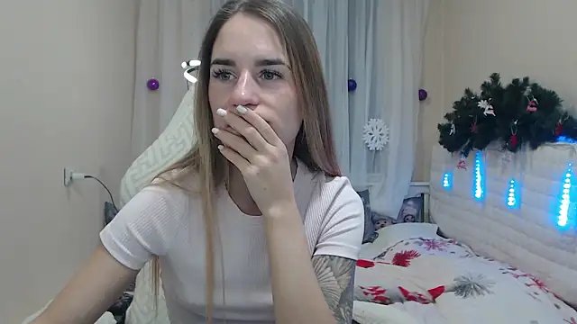 DeboraHorny online show from 12.15.25