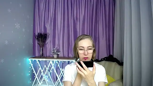 queen a n i online show from 03.22.26