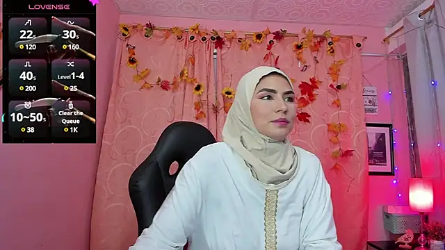 Snapshot of DarshaKhemu chatting on 01.17.25 DarshaKhemu online show from 01.17.25