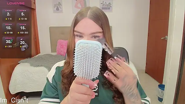 Snapshot of Miley_Baker chatting on 02.10.25 Miley Baker online show from 02.10.25