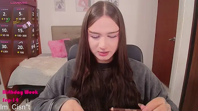 Snapshot of Miley_Baker chatting on 09.15.25 Miley Baker online show from 09.15.25