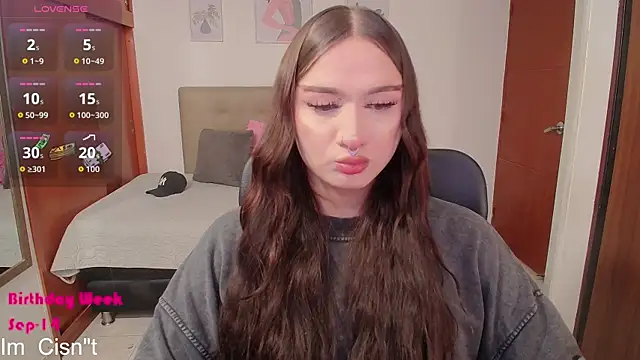 Snapshot of Miley_Baker chatting on 09.22.25 Miley Baker online show from 09.22.25