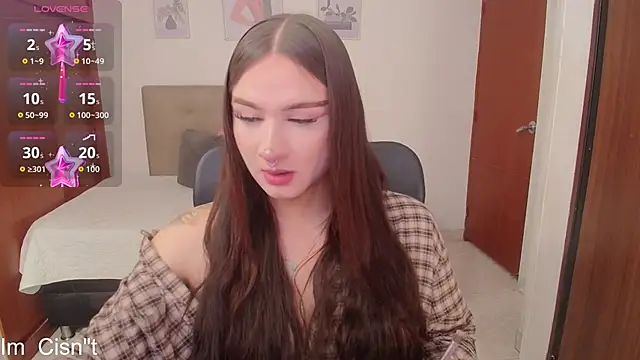 Snapshot of Miley_Baker chatting on 10.22.25 Miley Baker online show from 10.22.25