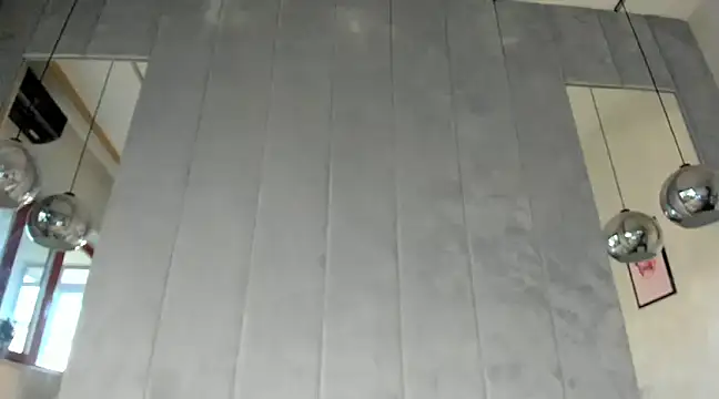 Naila18 online show from 12.14.24