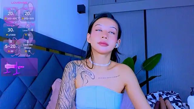 Mia Tin online show from 04.05.26