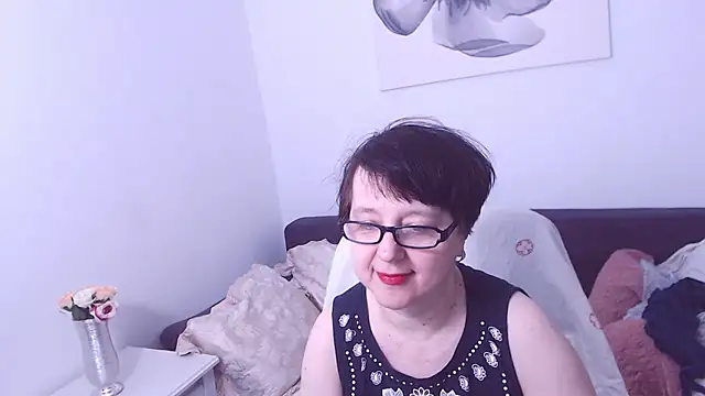 ChristaRose online show from 02.14.25