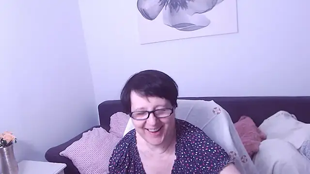 ChristaRose online show from 03.18.26