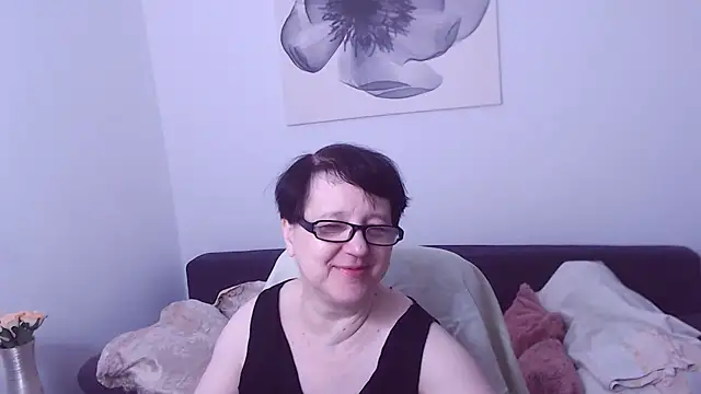 Snapshot of ChristaRose chatting on 07.19.26 ChristaRose online show from 07.19.26