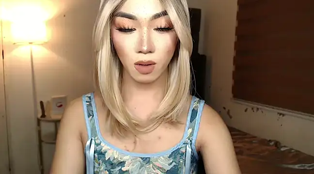 Local Hoelyx online show from 03.15.25