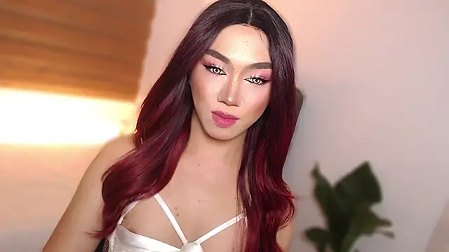 Local Hoelyx online show from 09.09.25