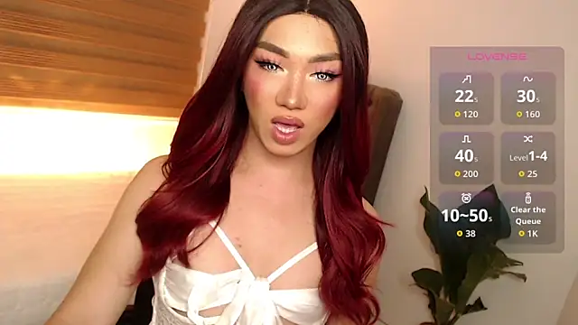 Local Hoelyx online show from 09.12.25