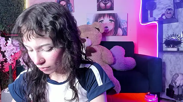  liathompsom09 online show from 02.24.26