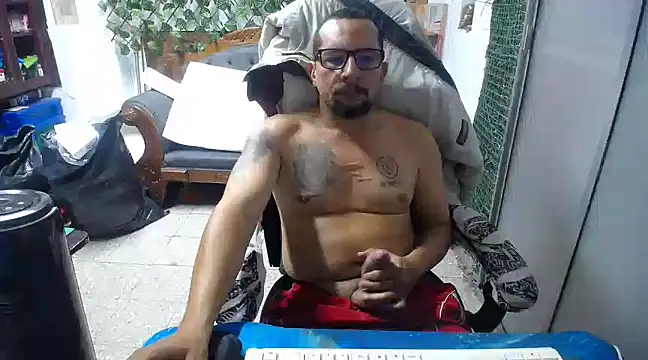 Snapshot of alexam_gal@xh chatting on 02.18.25 alexam galxh online show from 02.18.25