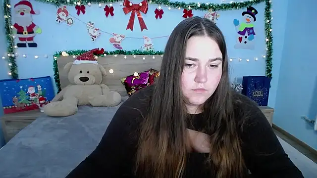 Snapshot of XX_Daniella_XX chatting on 12.25.24 XX Daniella XX online show from 12.25.24