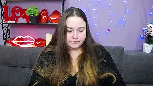 Snapshot of XX_Daniella_XX chatting on 03.04.25 XX Daniella XX online show from 03.04.25