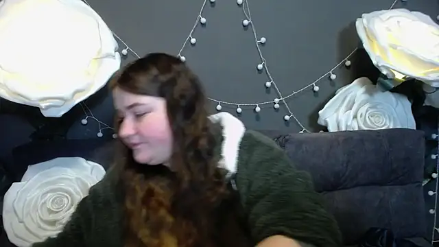 Snapshot of XX_Daniella_XX chatting on 11.27.25 XX Daniella XX online show from 11.27.25