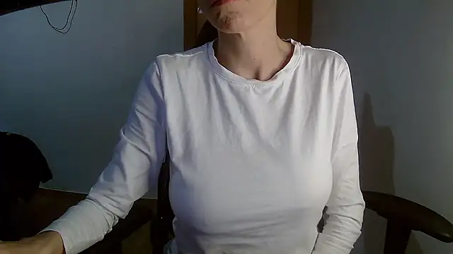 Vampirosa online show from 01.12.26