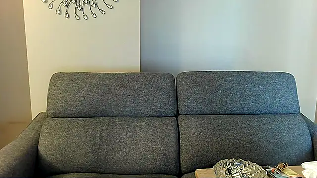 Snapshot of TittyLandQuebec chatting on 03.01.26 TittyLandQuebec online show from 03.01.26