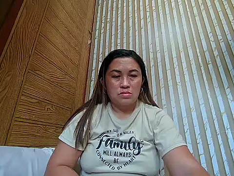 LalaiAsian online show from 04.14.26