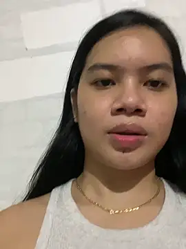 Snapshot of Hebefemme chatting on 02.26.25 Hebefemme online show from 02.26.25