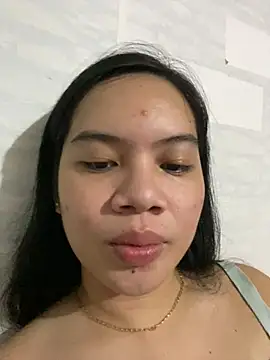 Snapshot of Hebefemme chatting on 03.09.25 Hebefemme online show from 03.09.25