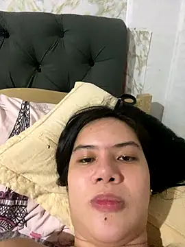 Hebefemme online show from 12.16.25