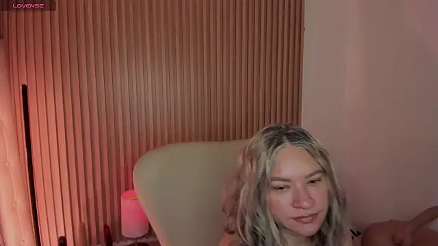 MarianL0ve online show from 02.26.25