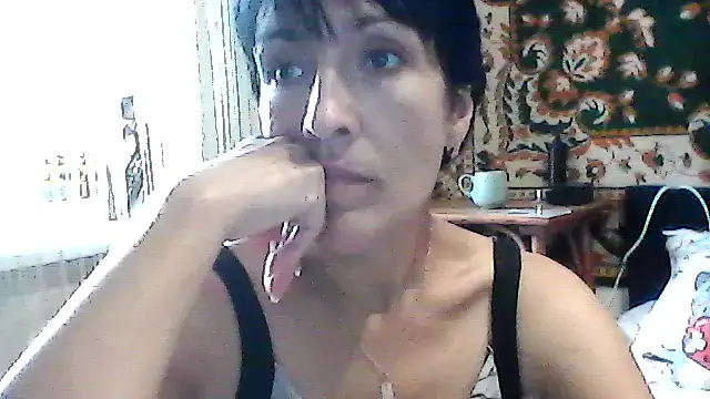 Snapshot of SunnyAmorre chatting on 06.21.26 SunnyAmorre online show from 06.21.26