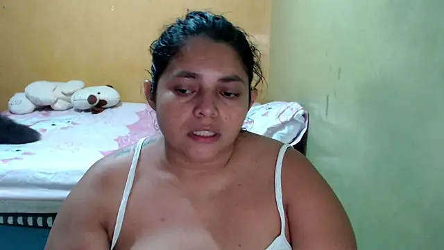 Snapshot of yulieth_bbw chatting on 05.29.26 yulieth bbw online show from 05.29.26