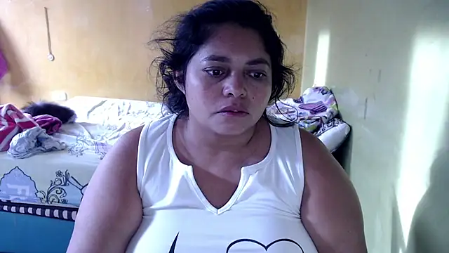 Snapshot of yulieth_bbw chatting on 06.21.26 yulieth bbw online show from 06.21.26