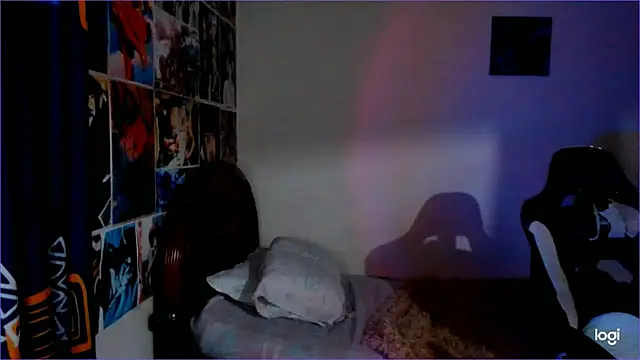 Snapshot of JINX_26 chatting on 12.22.24 JINX 26 online show from 12.22.24