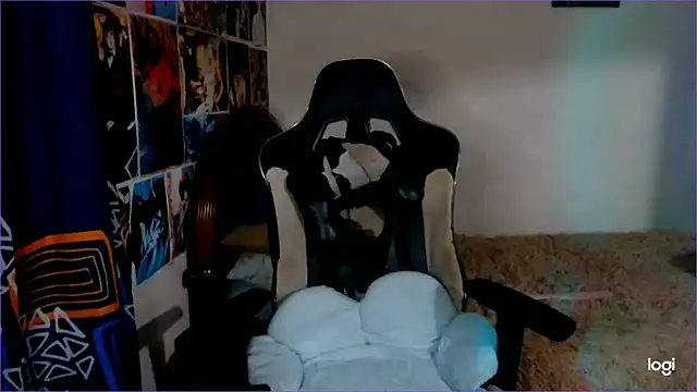 Snapshot of JINX_26 chatting on 12.29.24 JINX 26 online show from 12.29.24