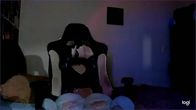 Snapshot of JINX_26 chatting on 01.12.25 JINX 26 online show from 01.12.25