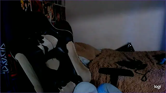 Snapshot of JINX_26 chatting on 01.20.25 JINX 26 online show from 01.20.25