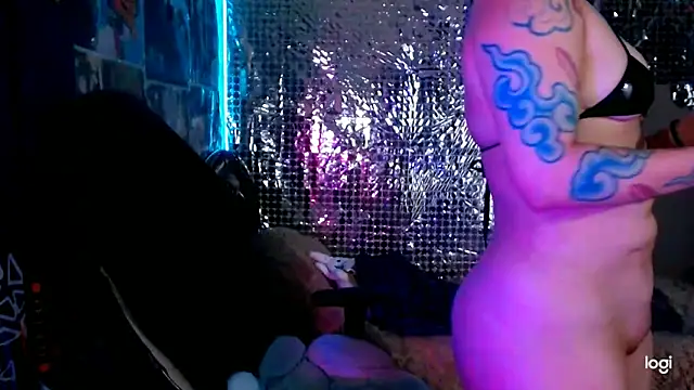 Snapshot of JINX_26 chatting on 11.11.25 JINX 26 online show from 11.11.25