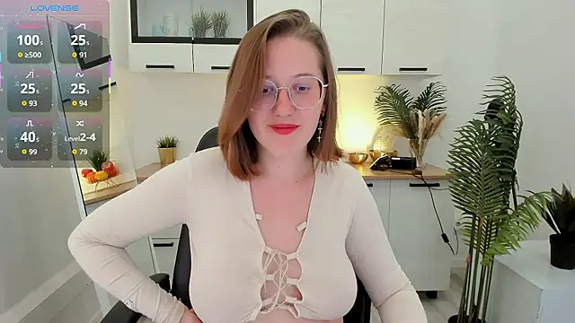 Snapshot of Charmy_Gracy chatting on 04.25.26 Charmy Gracy online show from 04.25.26